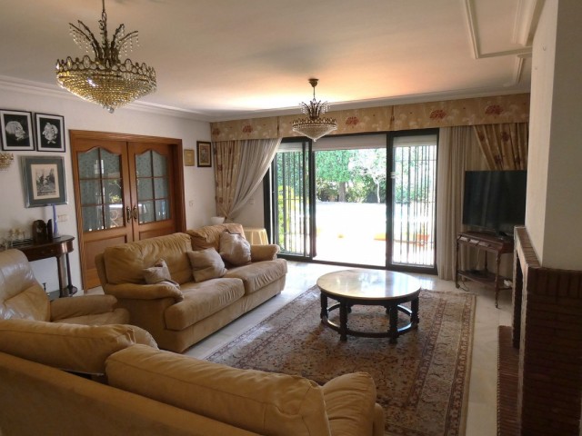 5 Sovrums Villa i Marbella