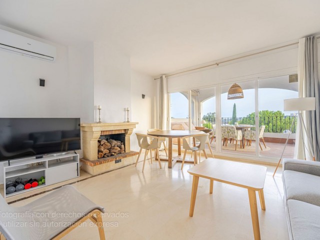 5 Bedrooms Apartment in Marbella
