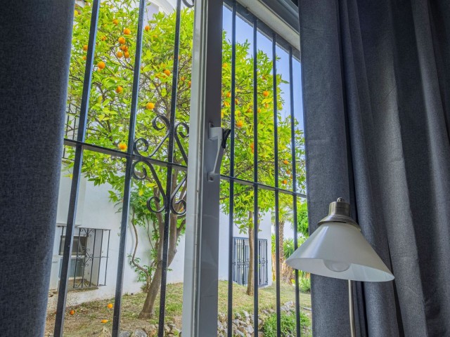 5 Bedrooms Apartment in Marbella