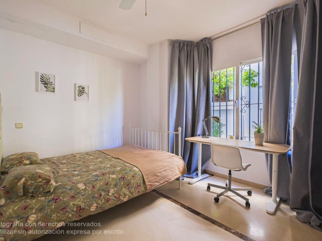 5 Bedrooms Apartment in Marbella