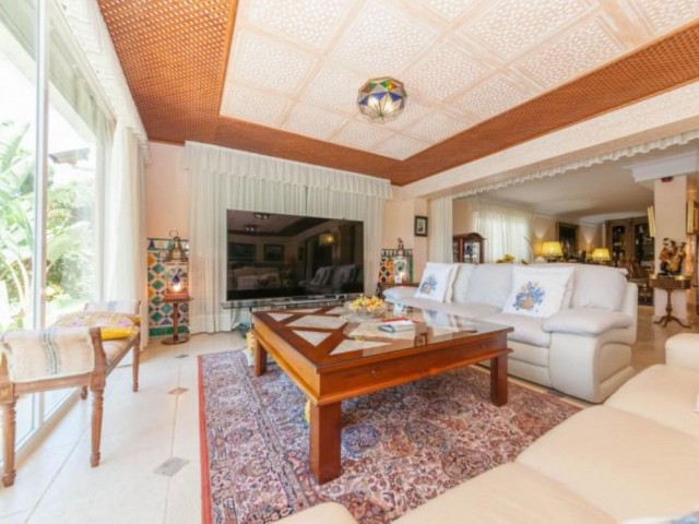 4 Sovrums Villa i Puerto de Cabopino