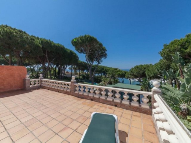 4 Sovrums Villa i Puerto de Cabopino