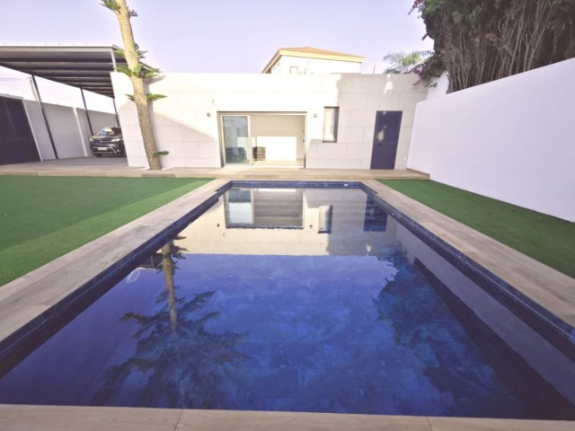 Villa, El Coto, R5129800