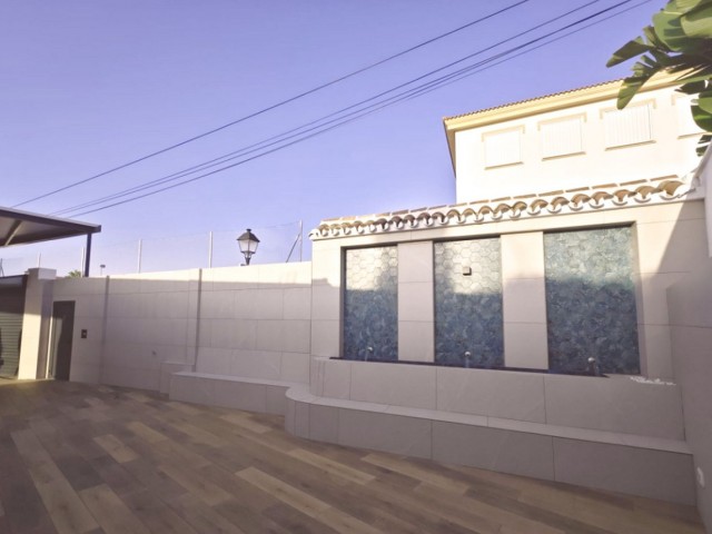 4 Schlafzimmer Villa in El Coto