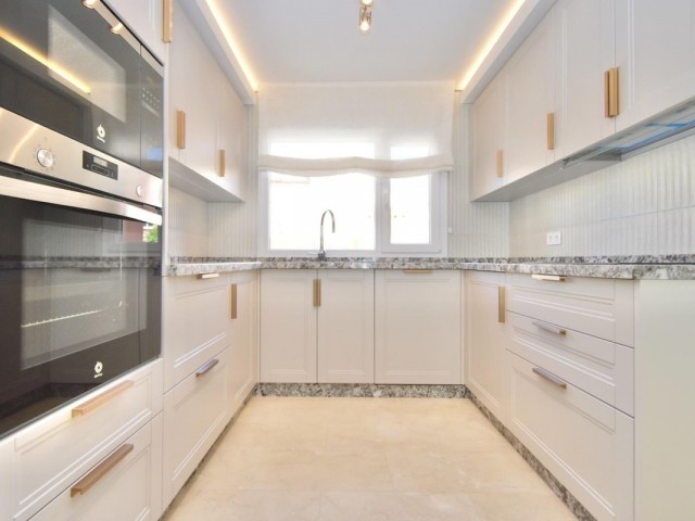 4 Schlafzimmer Villa in Nueva Andalucía