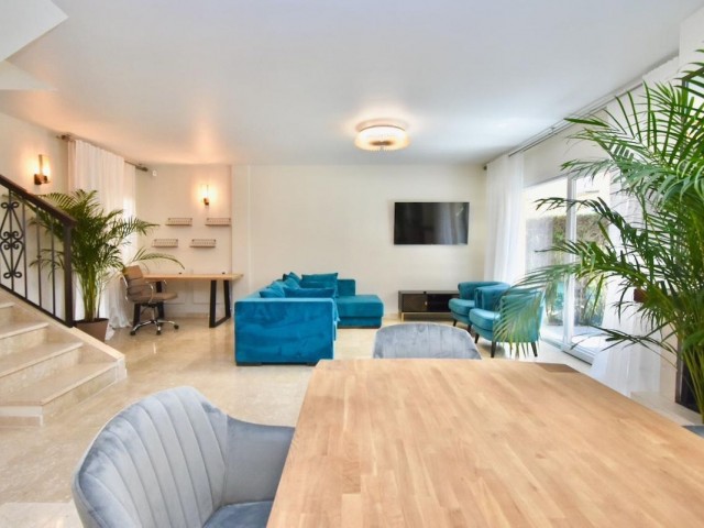 4 Schlafzimmer Villa in Nueva Andalucía
