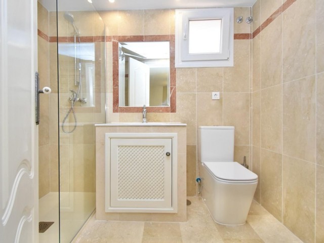 4 Schlafzimmer Villa in Nueva Andalucía