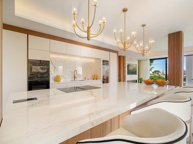 6 Schlafzimmer Villa in Nueva Andalucía