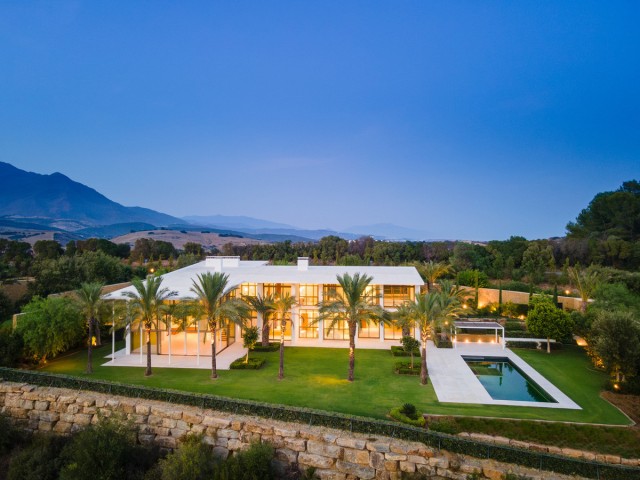 Villa avec 6 Chambres  à Casares