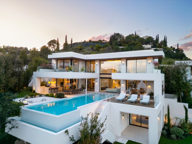 Villa avec 6 Chambres  à Benahavís