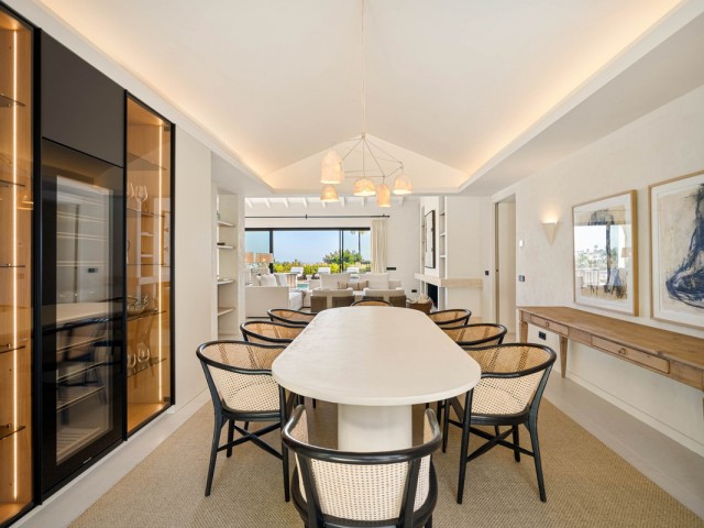 4 Schlafzimmer Villa in Nueva Andalucía
