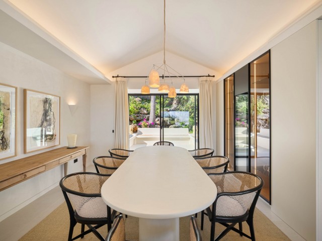 4 Schlafzimmer Villa in Nueva Andalucía