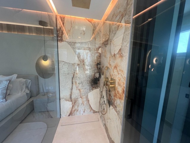 3 Schlafzimmer Apartment in Bahía de Marbella