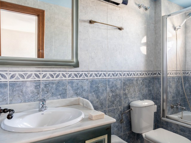 Apartamento con 3 Dormitorios  en Málaga