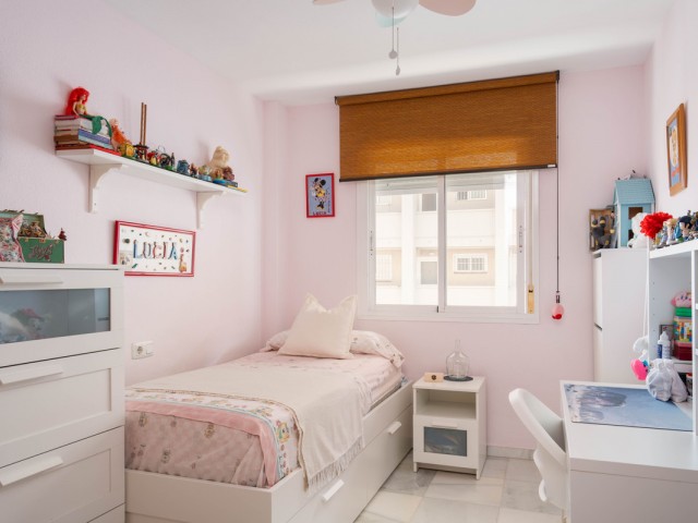 Apartamento con 3 Dormitorios  en Málaga