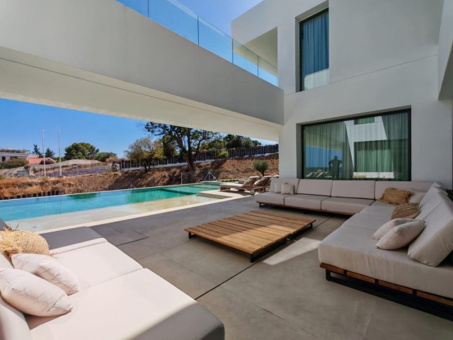 6 Sovrums Villa i Benalmadena
