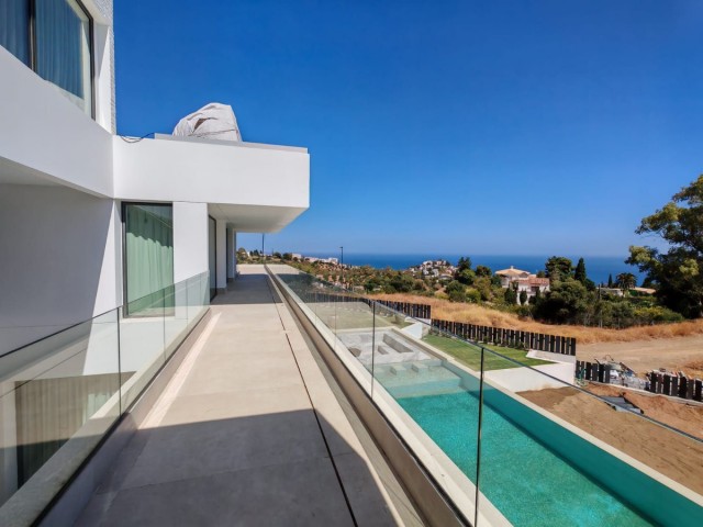6 Sovrums Villa i Benalmadena