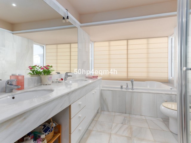 4 Soveroms Villa i San Pedro de Alcántara