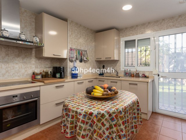 4 Bedrooms Villa in San Pedro de Alcántara