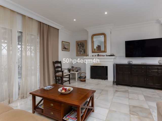 4 Bedrooms Villa in San Pedro de Alcántara