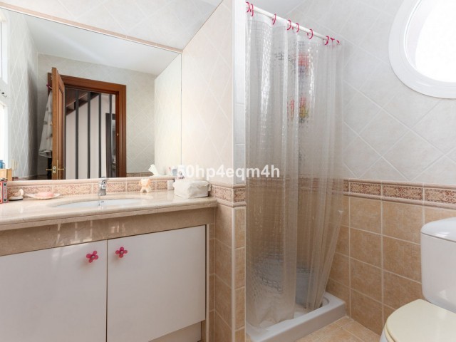 4 Bedrooms Villa in San Pedro de Alcántara