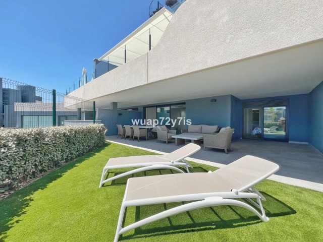 3 Bedrooms Apartment in Selwo