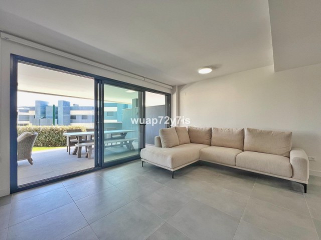 3 Bedrooms Apartment in Selwo
