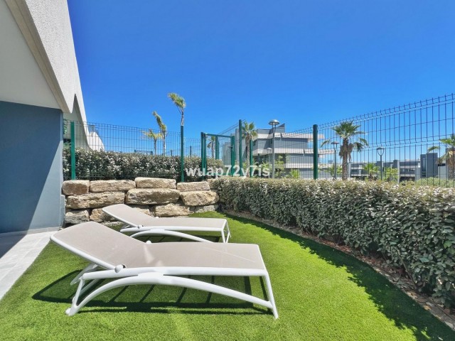 3 Bedrooms Apartment in Selwo