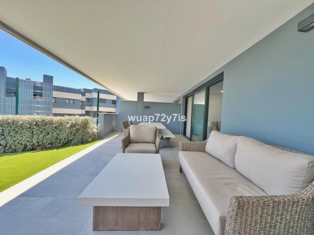 3 Bedrooms Apartment in Selwo