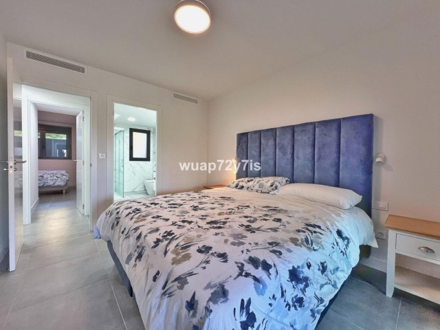 3 Bedrooms Apartment in Selwo