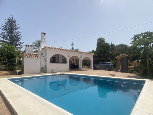 3 Sovrums Villa i Elviria