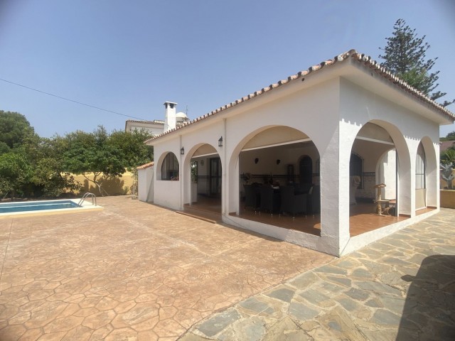 3 Sovrums Villa i Elviria