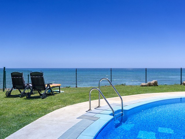 2 Schlafzimmer Apartment in Calahonda