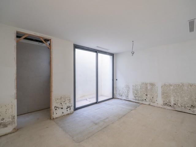 3 Bedrooms Villa in New Golden Mile