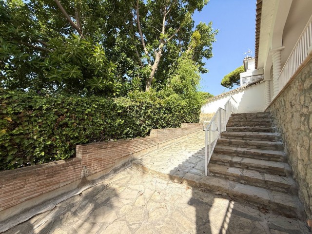 3 Bedrooms Villa in San Pedro de Alcántara
