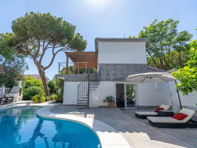 4 Schlafzimmer Villa in Marbesa