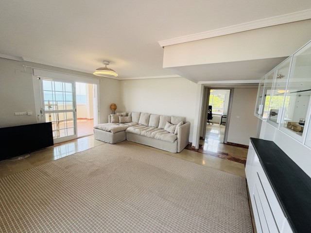 3 Bedrooms Apartment in Benalmadena