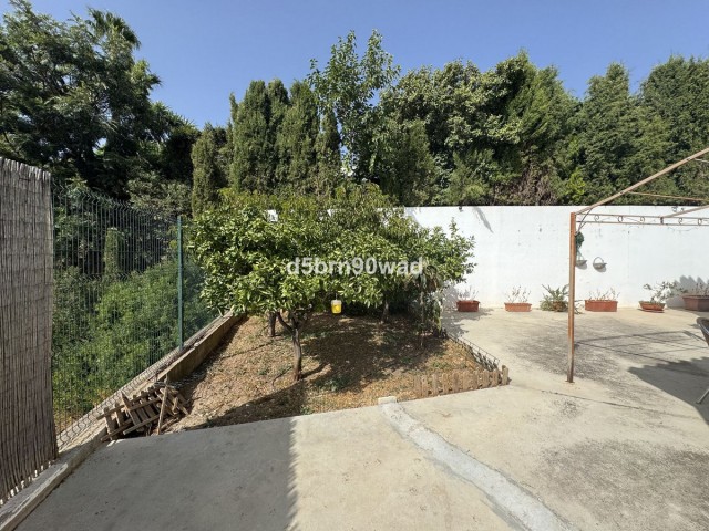 Villa avec 4 Chambres  à Estepona