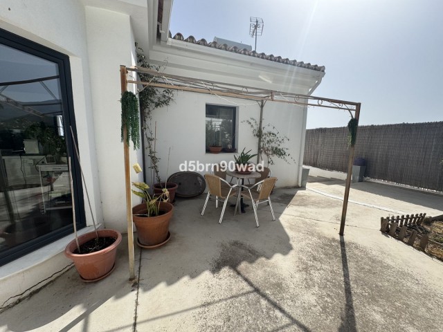Villa avec 4 Chambres  à Estepona