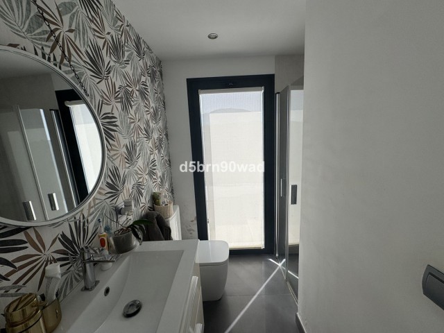 Villa avec 4 Chambres  à Estepona
