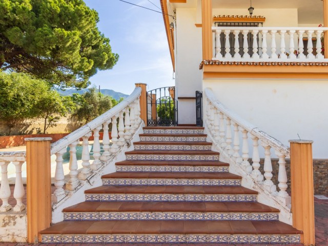 4 Schlafzimmer Villa in Alhaurín de la Torre