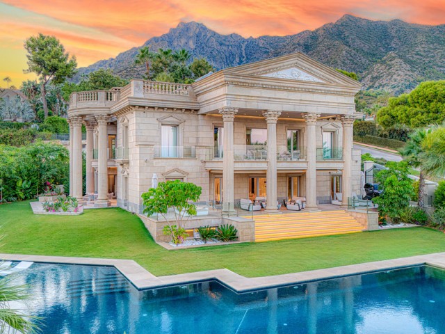 7 Bedrooms Villa in Sierra Blanca