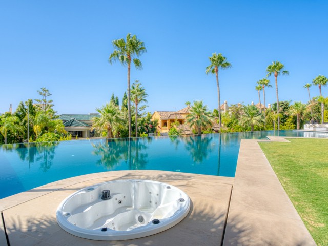 7 Soveroms Villa i Sierra Blanca