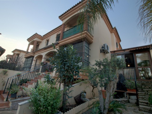 3 Makuuhuoneen Rivitalo Alhaurín de la Torre