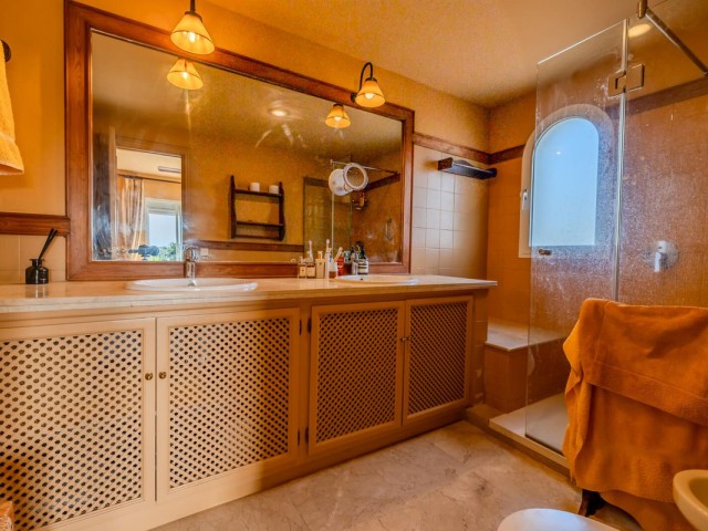 3 Bedrooms Apartment in Guadalmina Alta