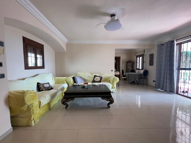 3 Bedrooms Villa in Torremuelle