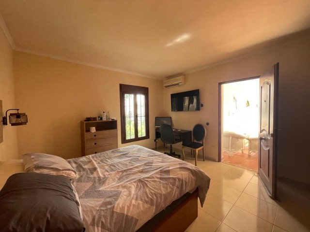 3 Bedrooms Villa in Torremuelle