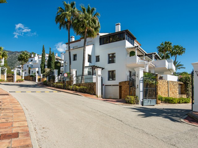 3 Bedrooms Apartment in The Golden Mile