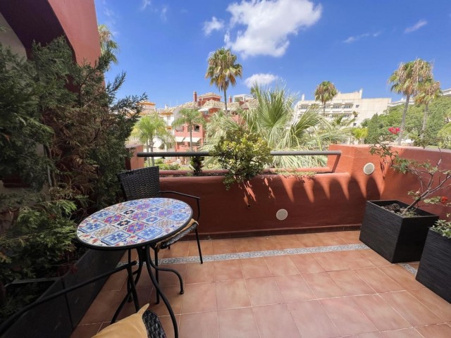 2 Bedrooms Apartment in Marbella
