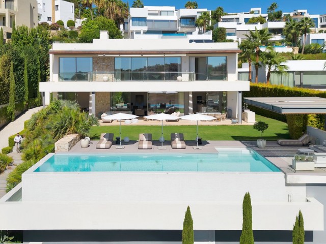 Villa avec 5 Chambres  à Benahavís